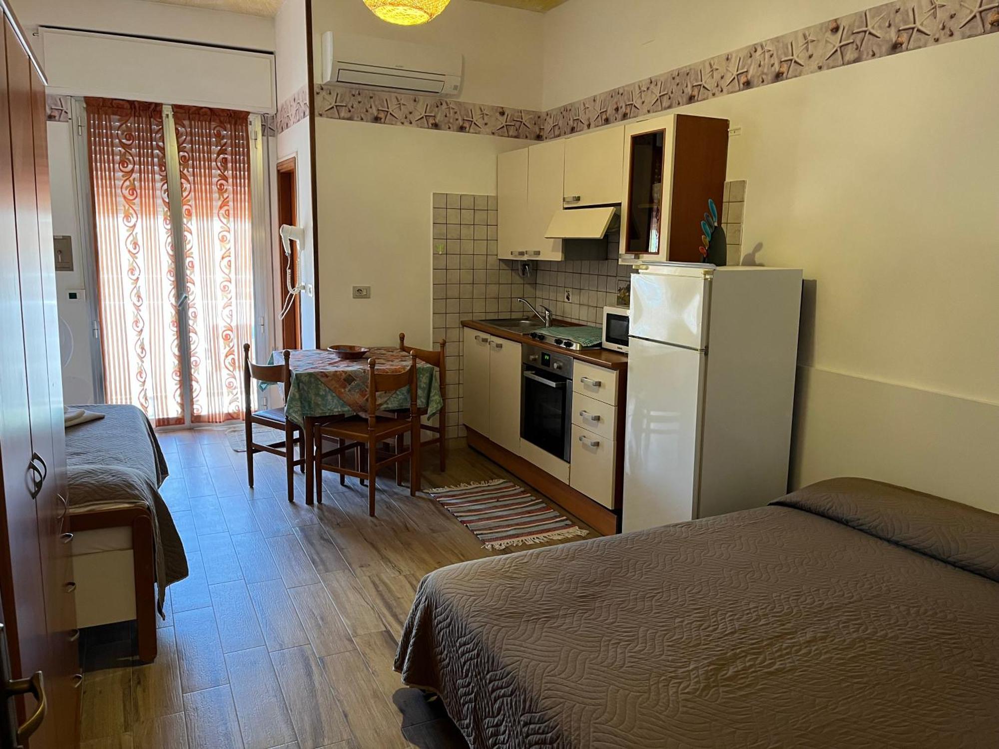 Hotel Wega Беллария-Иджеа-Марина Экстерьер фото
