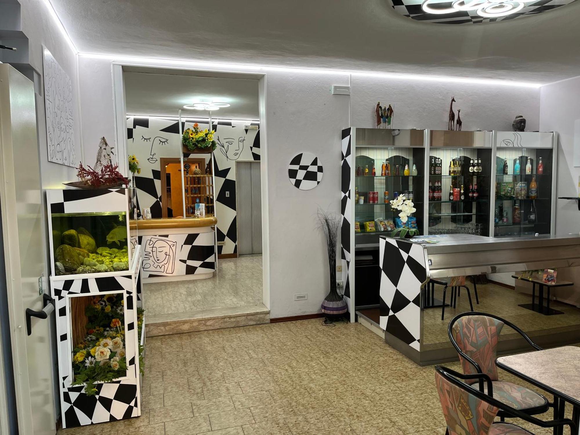 Hotel Wega Беллария-Иджеа-Марина Экстерьер фото