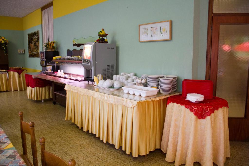 Hotel Wega Беллария-Иджеа-Марина Экстерьер фото